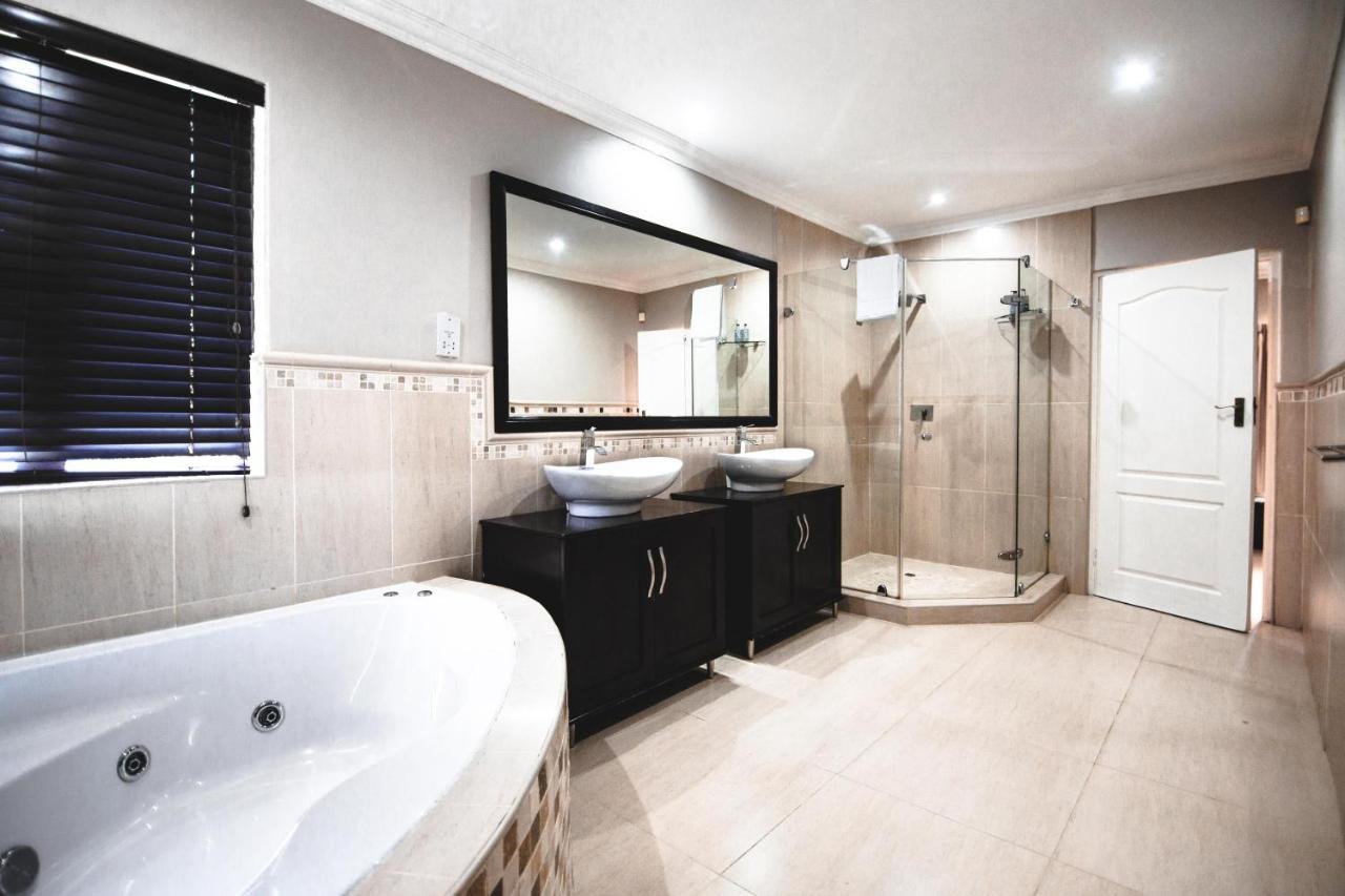 The Capital Guest House Gaborone Zewnętrze zdjęcie